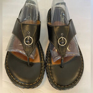 Born Black Leather Flip Flop Open Toe Sandals Size 9 M